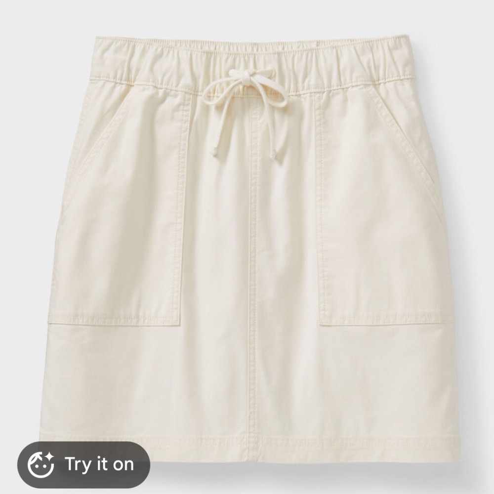 Duluth Trading Co Dobby Pull On Skort Small